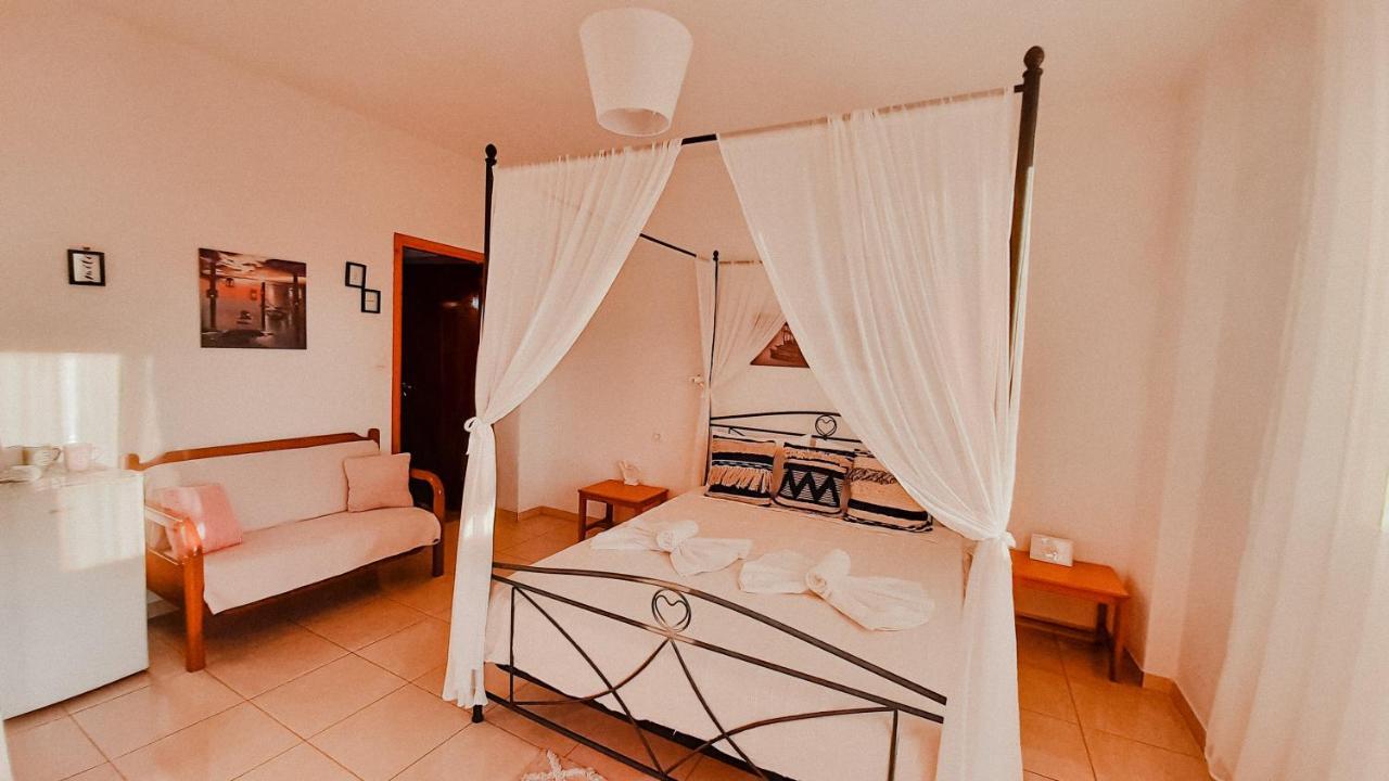 Lefteris Rooms Kambos  ภายนอก รูปภาพ
